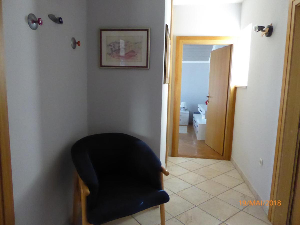 Apartmani Dubasnica Malinska Εξωτερικό φωτογραφία