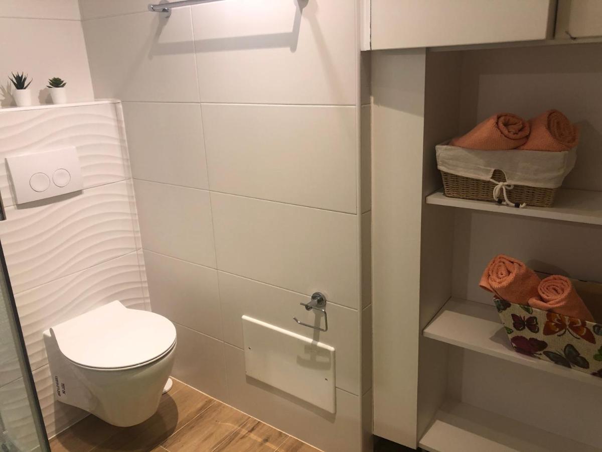 Apartmani Dubasnica Malinska Εξωτερικό φωτογραφία