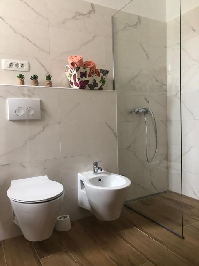 Apartmani Dubasnica Malinska Εξωτερικό φωτογραφία